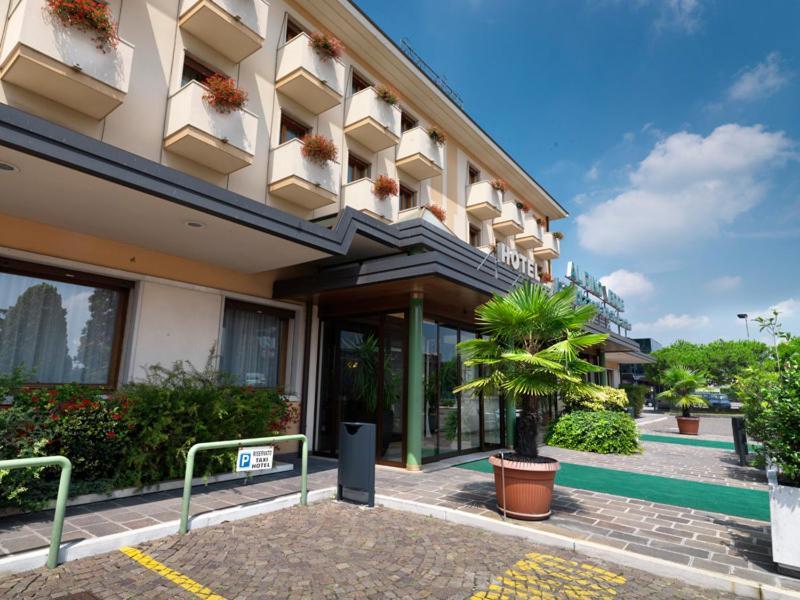 Hotel Al Pino Verde Camposampiero Exterior foto